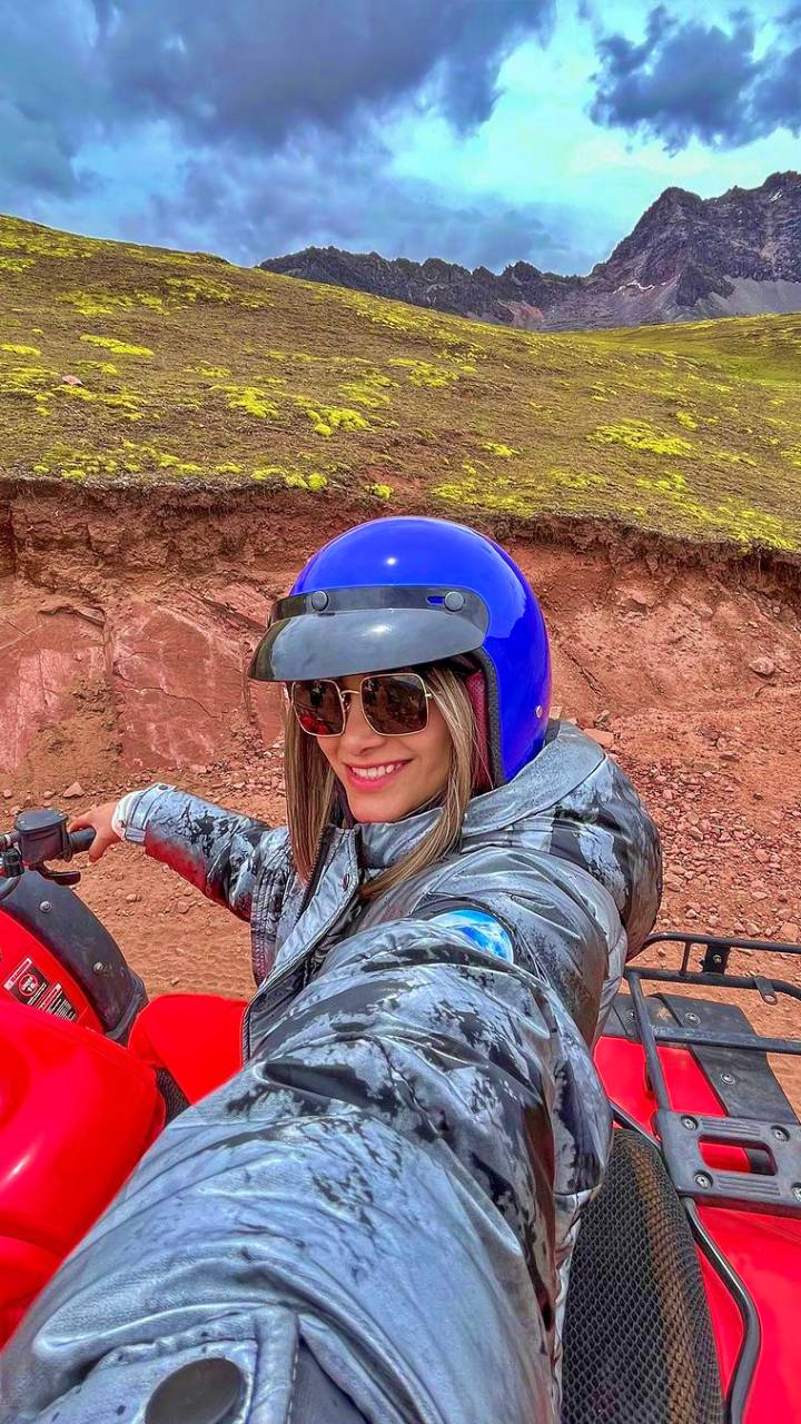 cerro-de-colores-en-cuatrimotos-atv-peru-vip-2