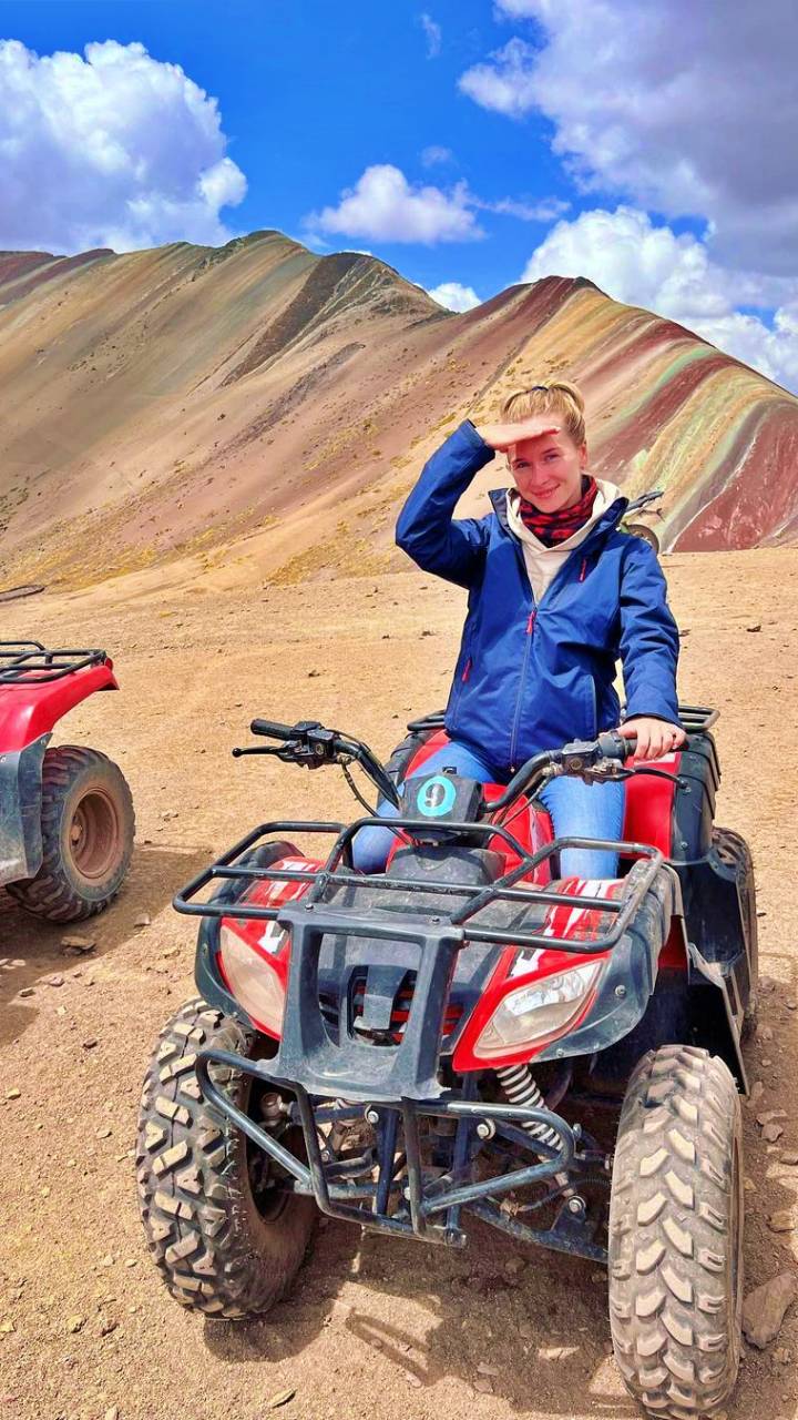 cerro-de-colores-en-cuatrimotos-atv-peru-vip-5