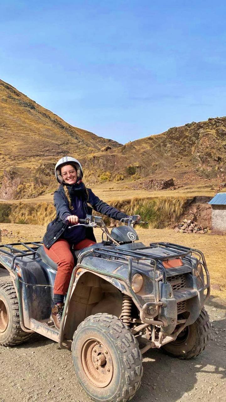cerro-de-colores-en-cuatrimotos-atv-peru-vip-6