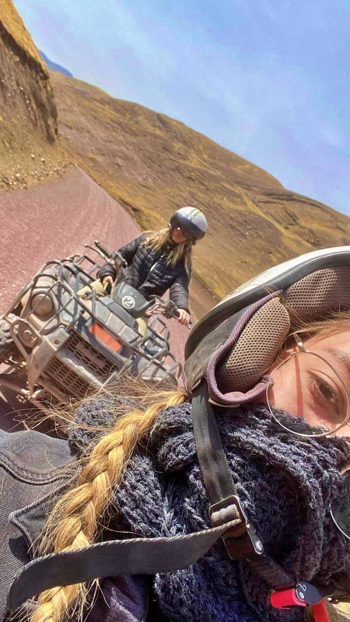 cerro-de-colores-en-cuatrimotos-atv-peru-vip-8